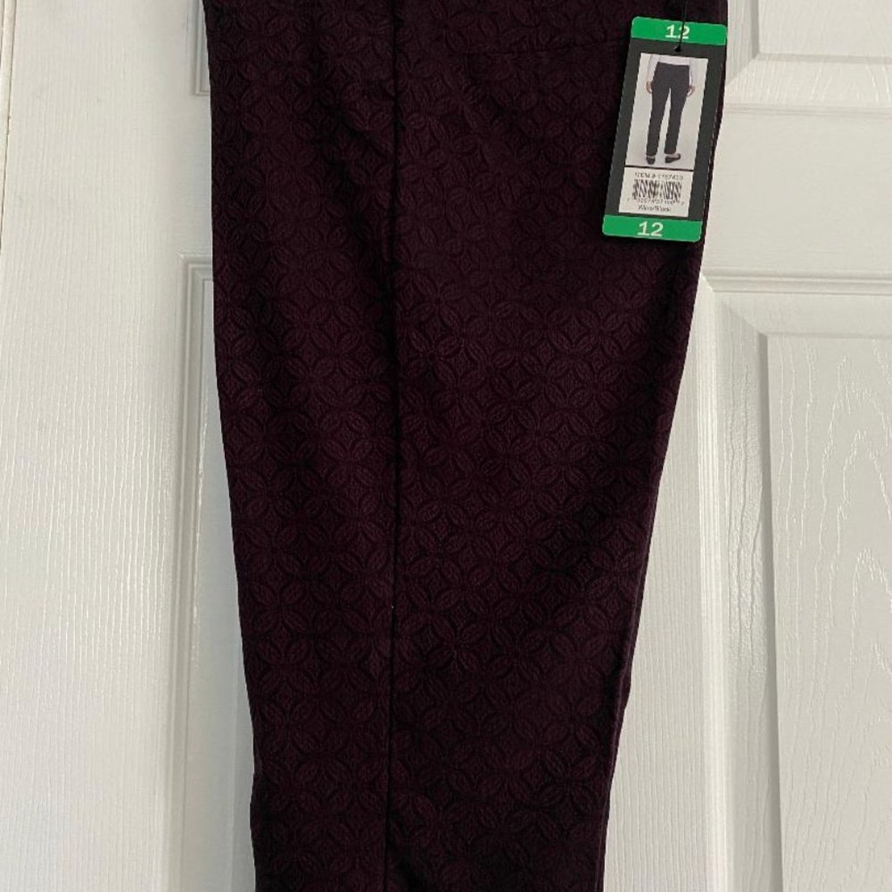 Mario Serrani Size 12,  comfort stretch, slim fit pant
